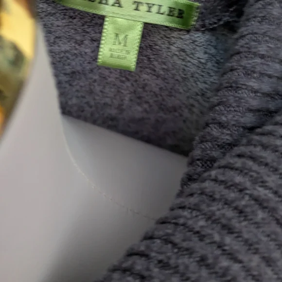 Trisha Tyler Colorful Abstract Patterned Women's Sweater - Picture 6 of 6